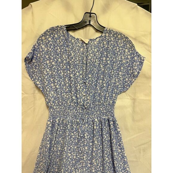 SIENNA SKY Baby Blue and White Flowered Flowy Dress - Picture 3 of 7
